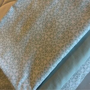 Elegant Blue Patterned Bedding Sheets